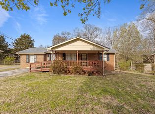 2430 N Shore Acres Rd, Soddy Daisy, TN 37379