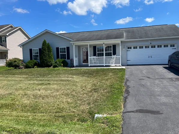 122 Bronte Ave, Inwood, WV 25428