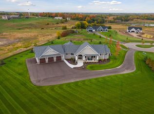 8187 Waterset Cir, Mound, MN 55364