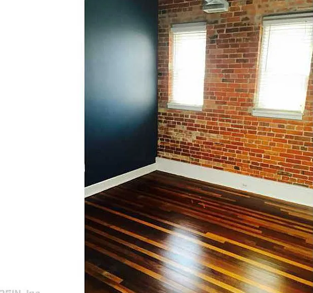 111 Tazewell St #303 — Photo 12