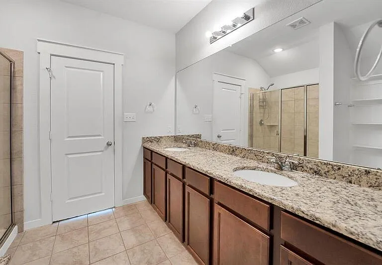 31415 Stone Ridge Forest Dr — Photo 17