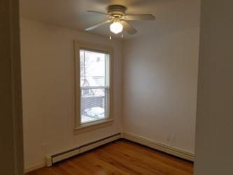 4th image of 403 Lafayette Ave APT 2