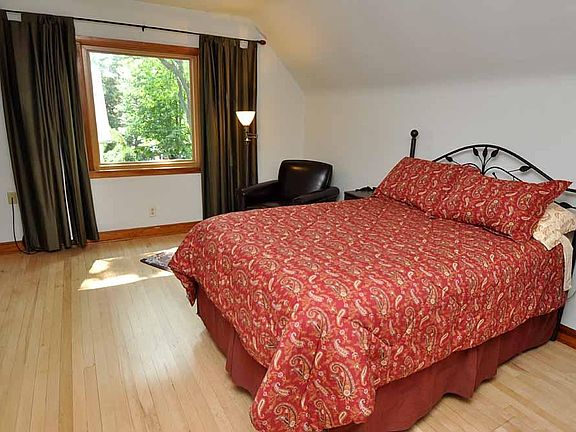 4th image of 2878 S Wentworth Ave