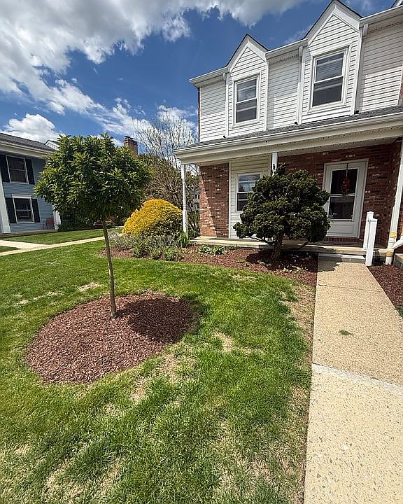 Front Yard and Entry