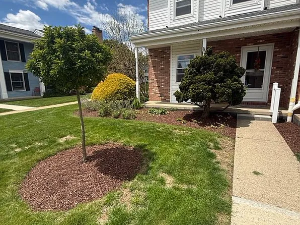 331 Georgetowne Vlg, Indiana, PA 15701