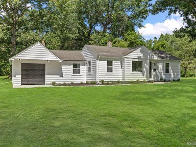 44260 Clay Rd, Belleville, MI, 48111