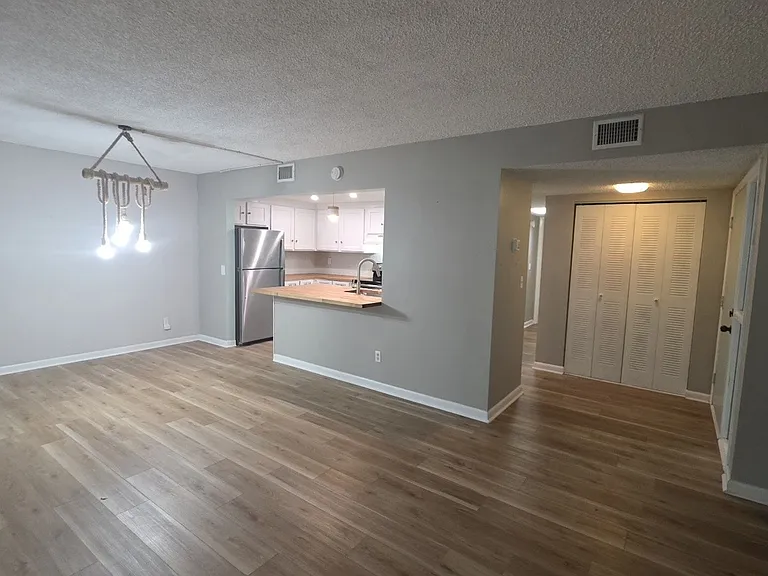 9 Tarragona Ct — Photo 4