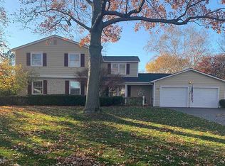 150 Hillrise Dr, Penfield, NY 14526
