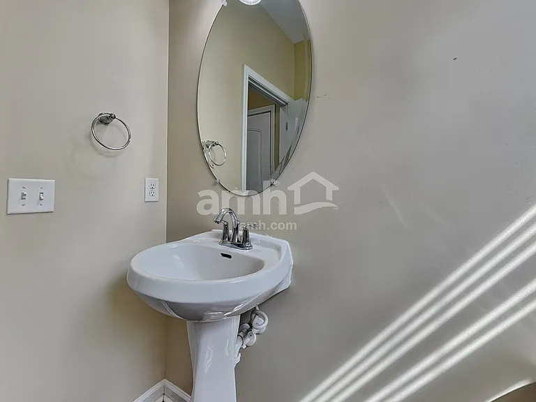 60 Tranquil Pl — Photo 8
