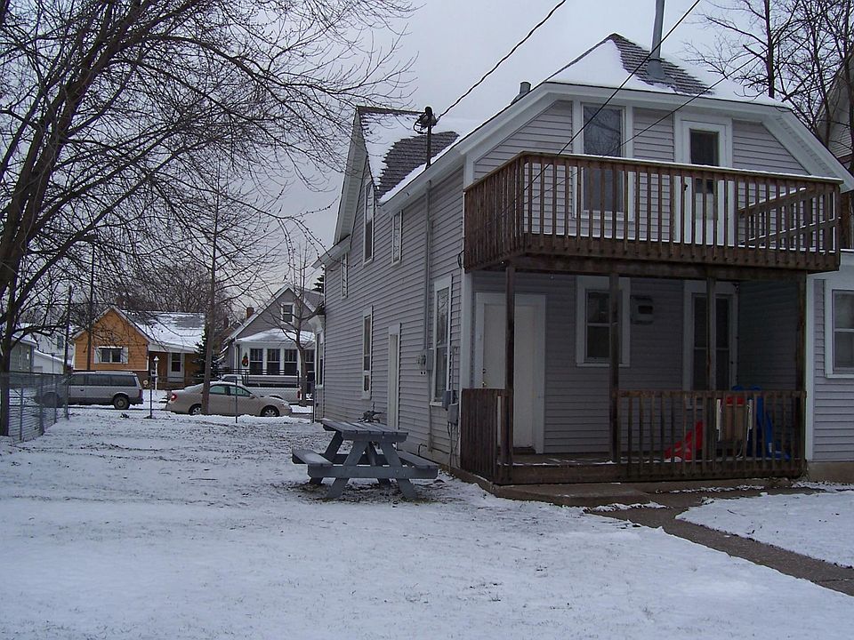 2nd image of 754 Blair Ave APT 2