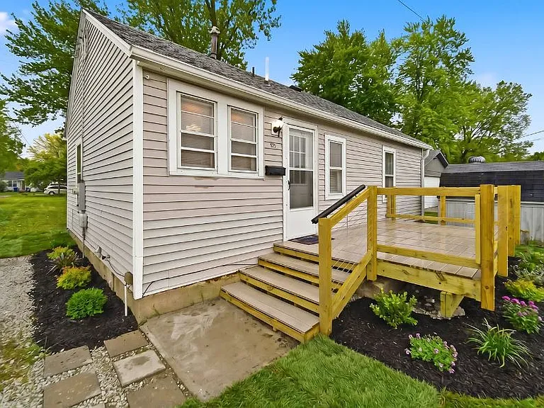 Front of home and shed is part of it