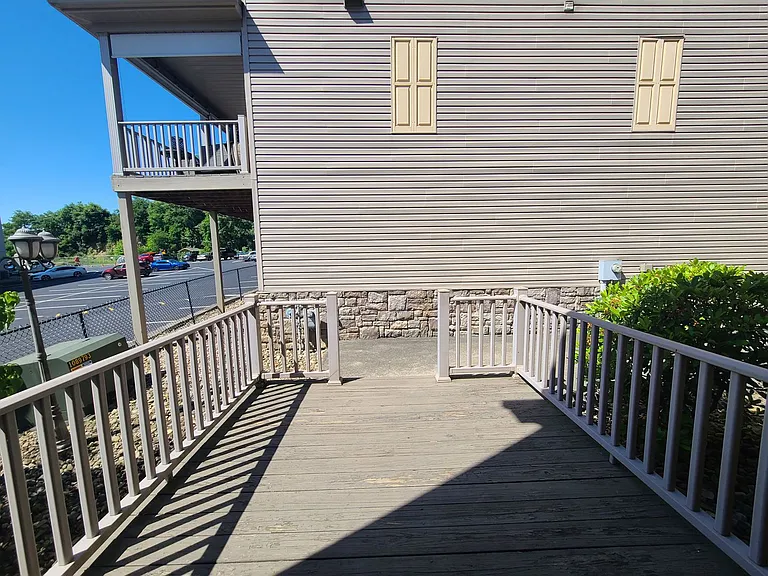 1 Pineview Pl — Photo 11