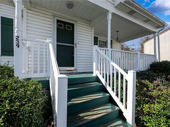 4th image of 236 Alameda Rd