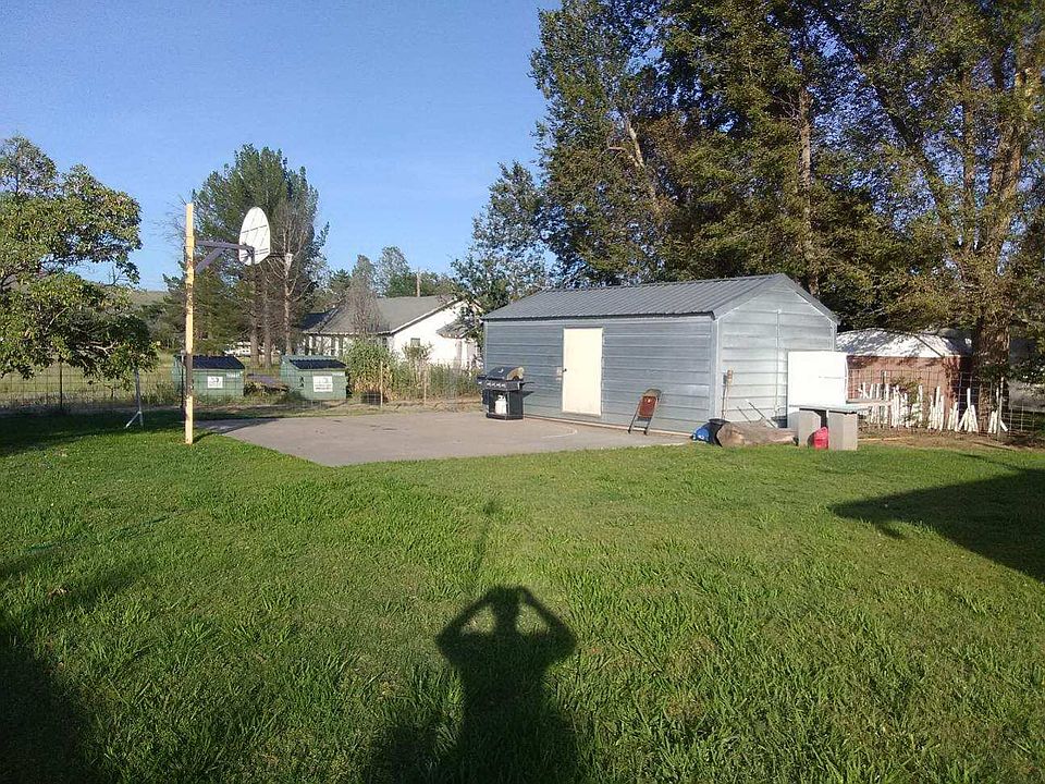 2nd image of 1004 N 9th St