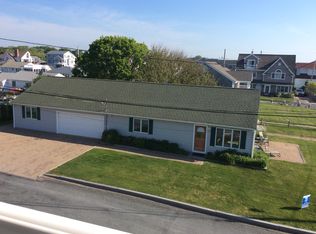 41 Pocono Rd, Narragansett, RI 02882