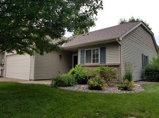 590 Monn Ave, Vadnais Heights, MN 55127