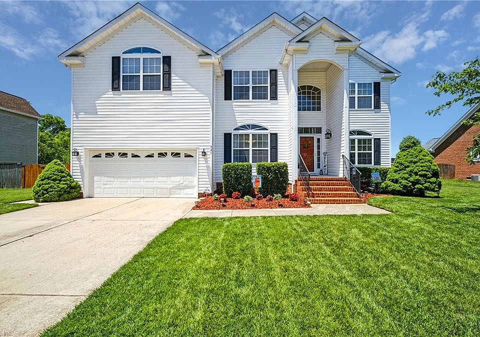 1st image of 541 Fair Oak Dr