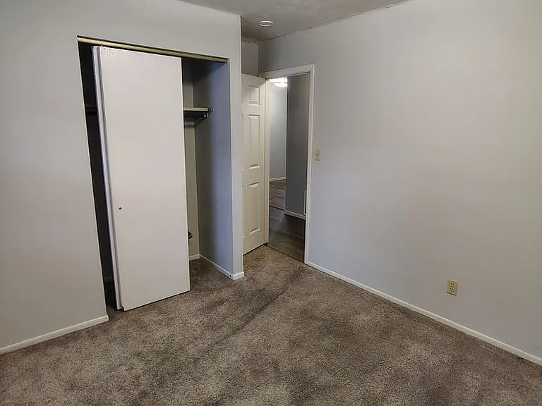 1238 Green Valley Dr — Photo 5