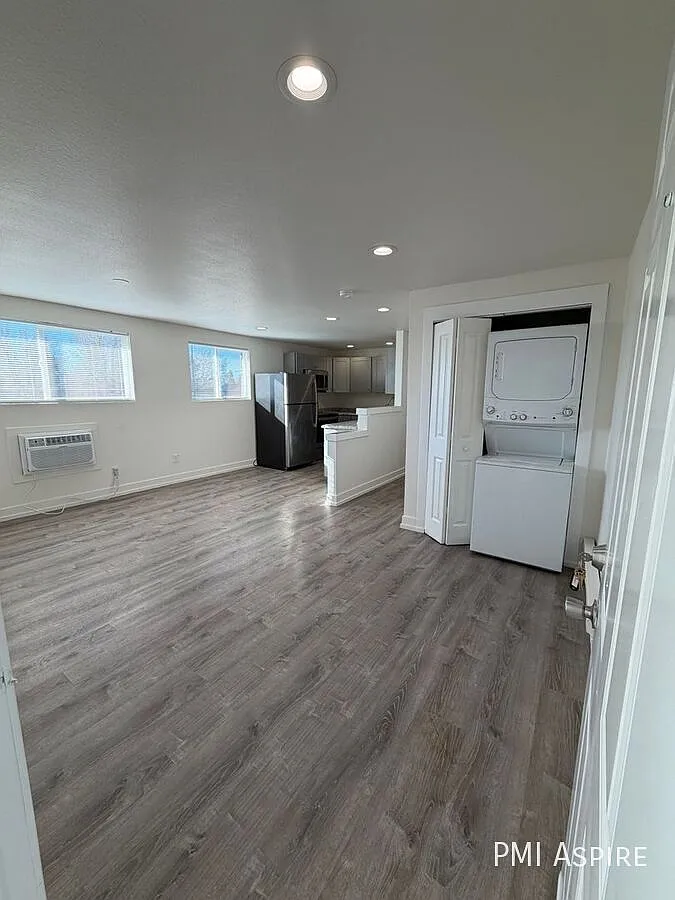 Ready For Move In!! — Photo 1