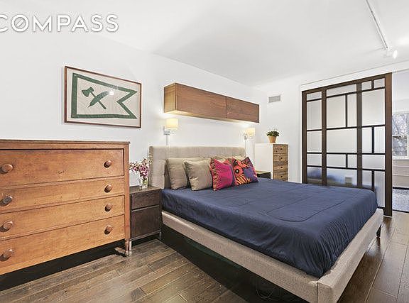 5th image of 70 E 10th St APT 4H