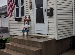 25 S Cleveland St, McAdoo, PA 18237