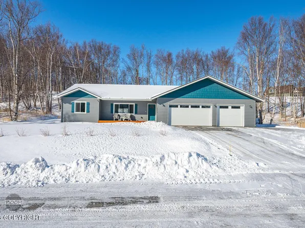 2270 N Dalmore Cir, Palmer, AK 99645