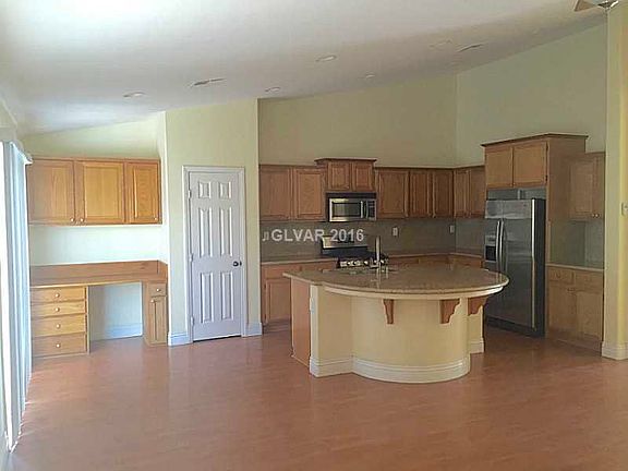 5th image of 3584 Casa Corona Ave #1
