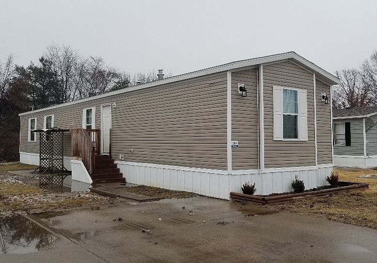 1st image of 209 Wonderland Dr