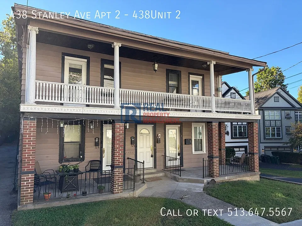 438 Stanley Ave #2