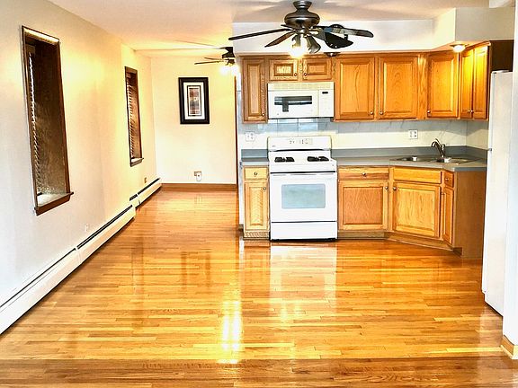 2nd image of 510 W 30th St #3