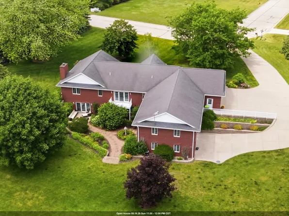 1 W Cedar St, Hilbert, WI 54129