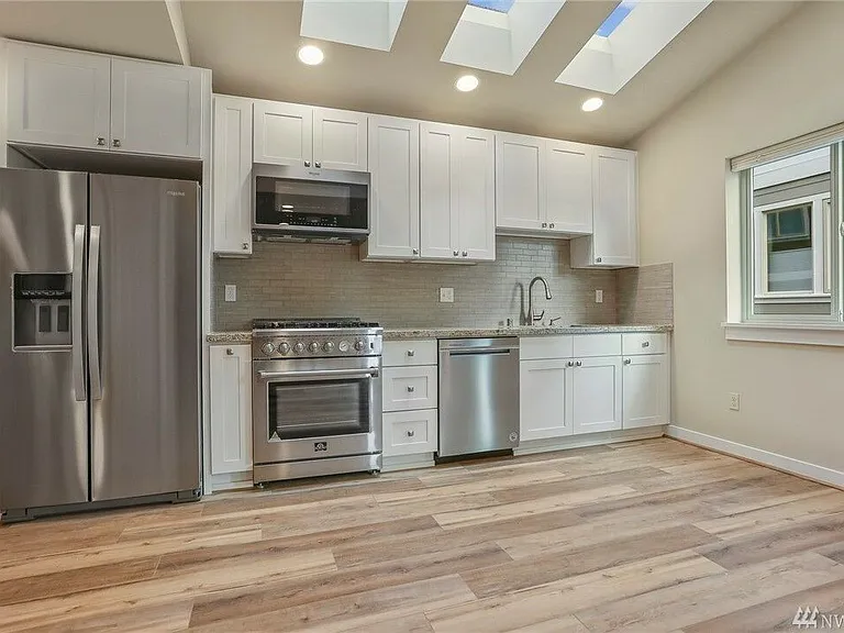 9512 12th Ave NW #B — Photo 7