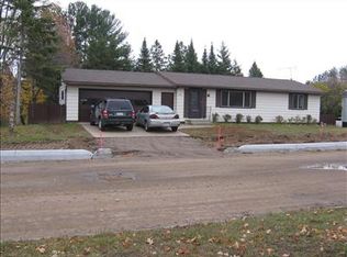 337 Hooper St, Kingsford, MI 49802