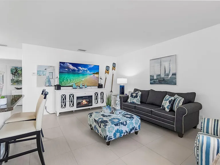 2600 S Ocean Dr #308 — Photo 7