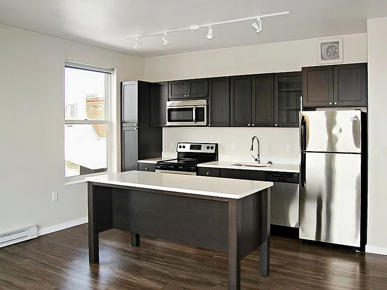 Motiv Apartments — Photo 31