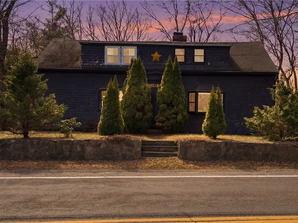 237 Spring St, Hope Valley, RI 02832