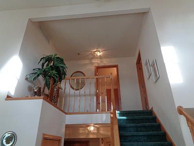 UPPER LEVEL