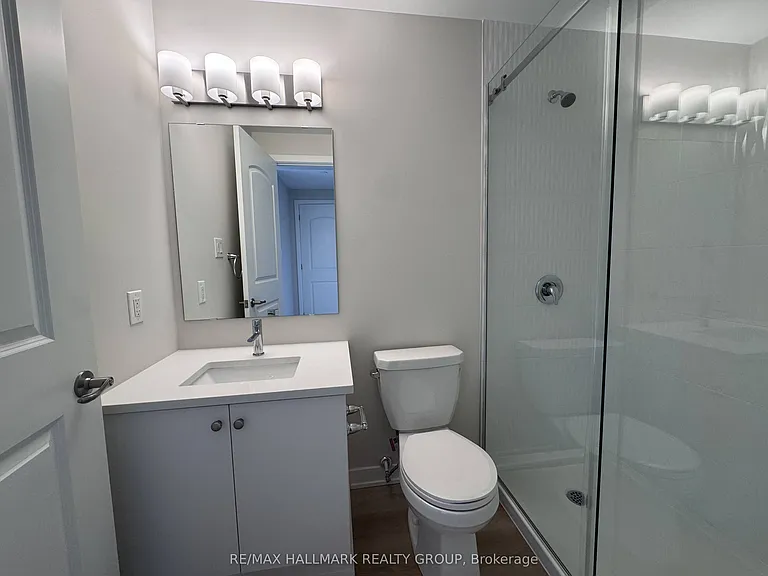 2370 Tenth Line Rd #302 — Photo 20