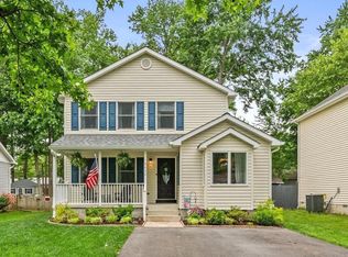 5630 Dartmouth St, Churchton, MD 20733