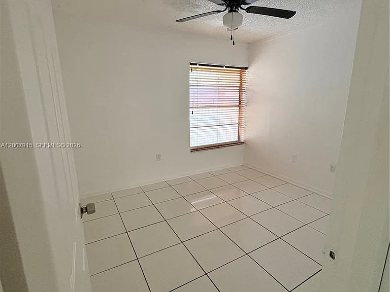 17600 NW 68th Ave #B2004 — Photo 24