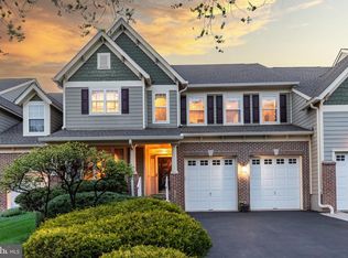 301 Holcombe Way, Lambertville, NJ 08530