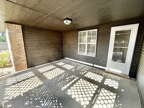 8102 Sherman Ave — Photo 17