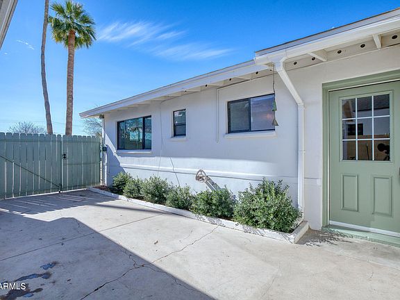 3rd image of 4120 E CAMPBELL Avenue