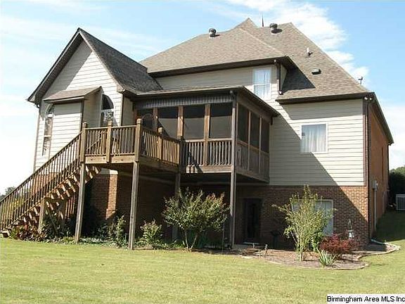 3rd image of 945 Kayla Dr