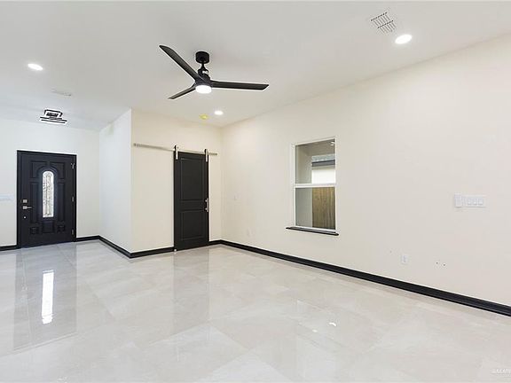 3rd image of 6008 N Rayo Del Sol St
