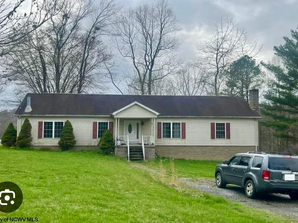159 Sanford Rd, Fairmont, WV 26554