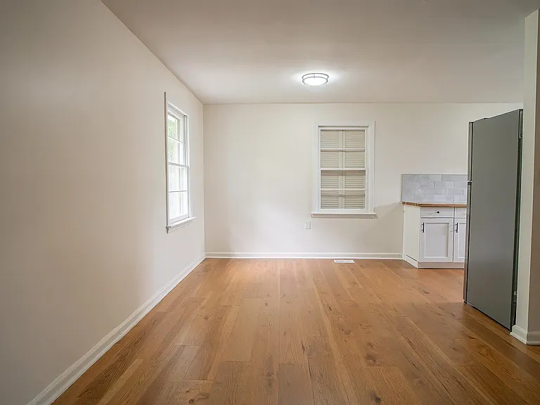 1159 Wesleyan Dr — Photo 6