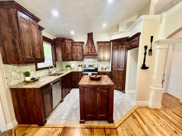 16548 N Yorkshire Ln, Nampa, ID 83687