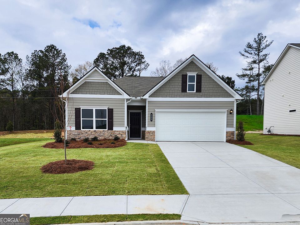 1st image of 205 Oakmont Dr