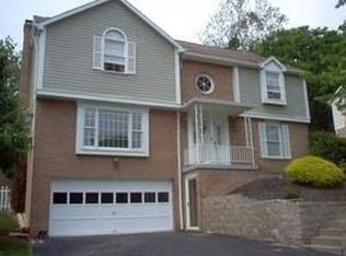469 Clair Dr, Pittsburgh, PA 15241